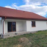 Dom na sprzedaż